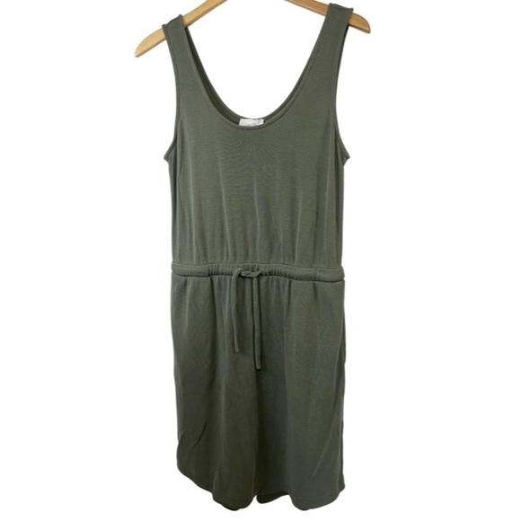 Soma Weekend dress. Pretty sage green with pockets and a tie waist. Very soft!! - Picture 1 of 5